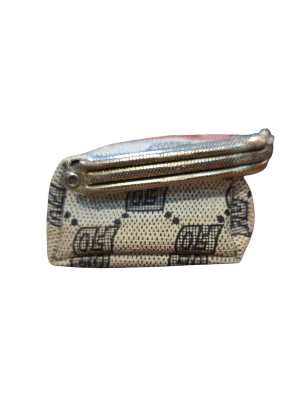 Vintage Travel Sewing Kit & Makeup Pouch or Change Pouch with Double Kiss-locks - Picture 8 of 9